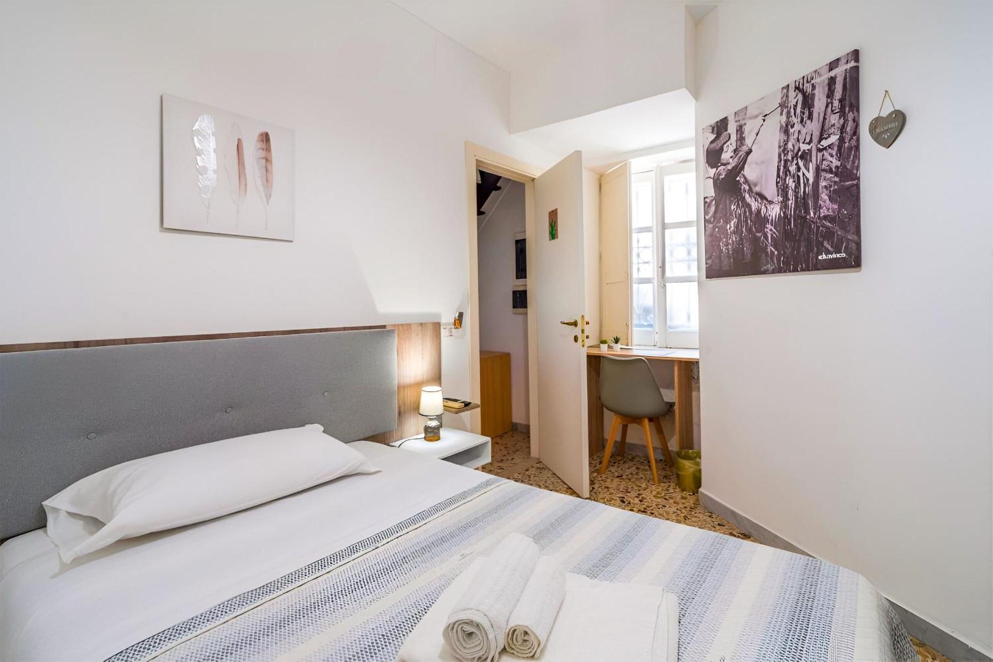 Hotiday Room Collection - Ortigia Opera Syracuse ภายนอก รูปภาพ